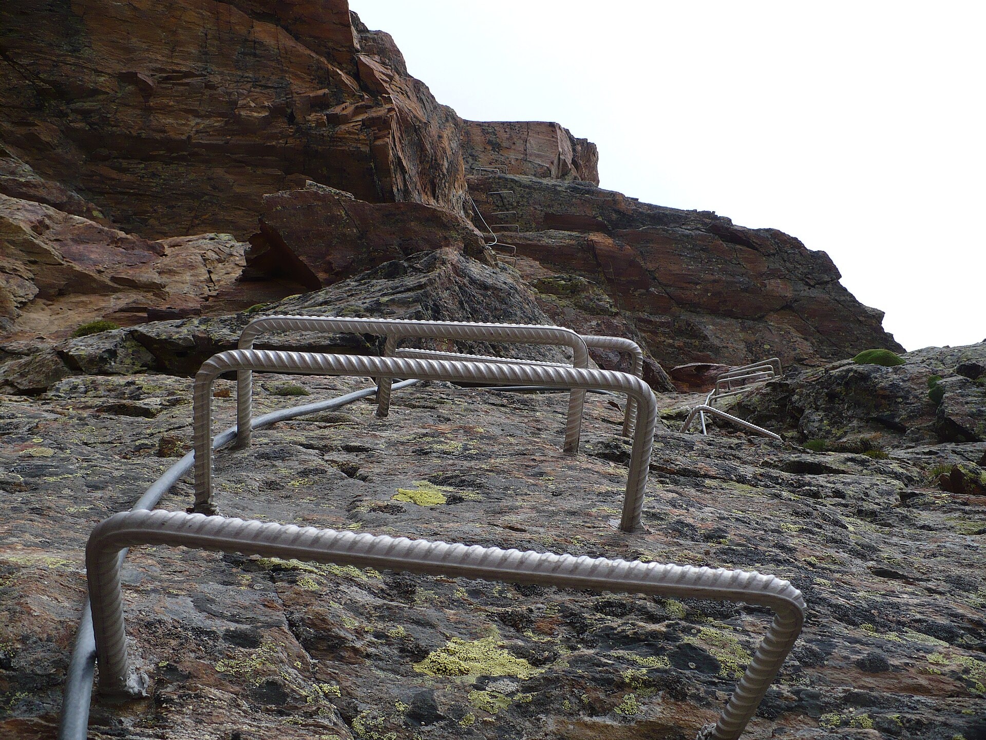 Via ferrata kopėčios uoloje